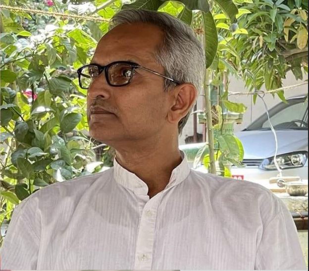 पूर्व राष्ट्रपति पुत्र यादवको गुट गाउँमै पराजित