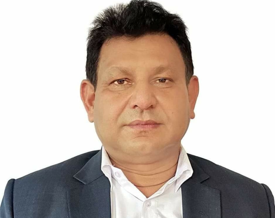 सिरहाको सिडिओमा लालबाबु कवाडी