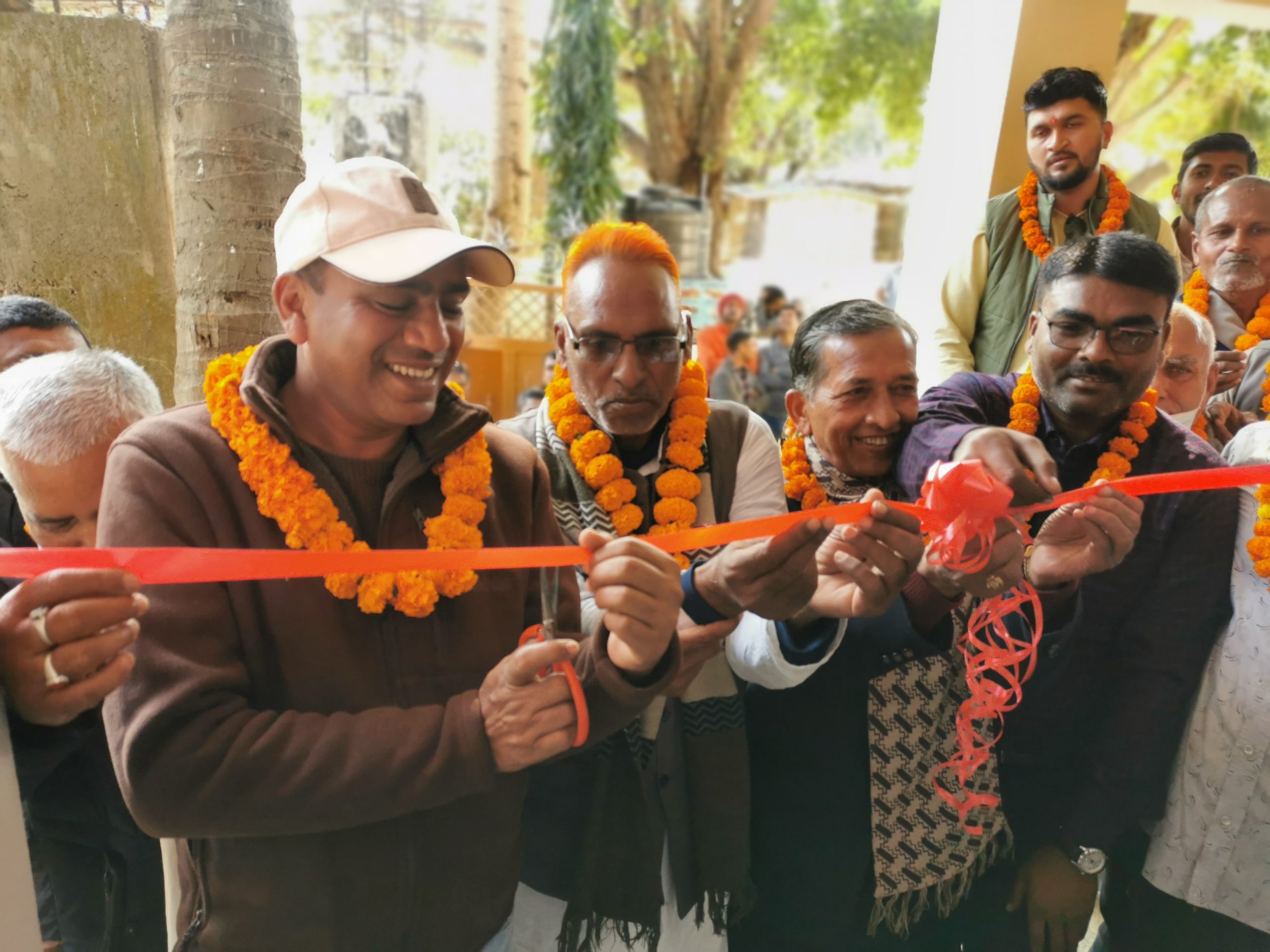 महोत्तरी : मटिहानीमा २३ लाखमा तयार भयो बैठक कक्ष