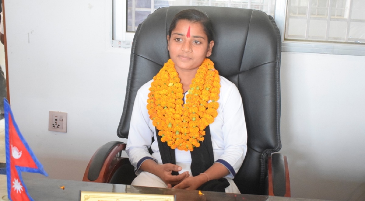 प्रदेश २ : १६ वर्षीया अञ्जली गाउँपालिका अध्यक्ष बनेपछि…