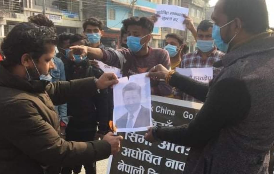 प्रदेश १ को राजधानीमै चिनियाँ राष्ट्रपतिको पुत्ला दहन