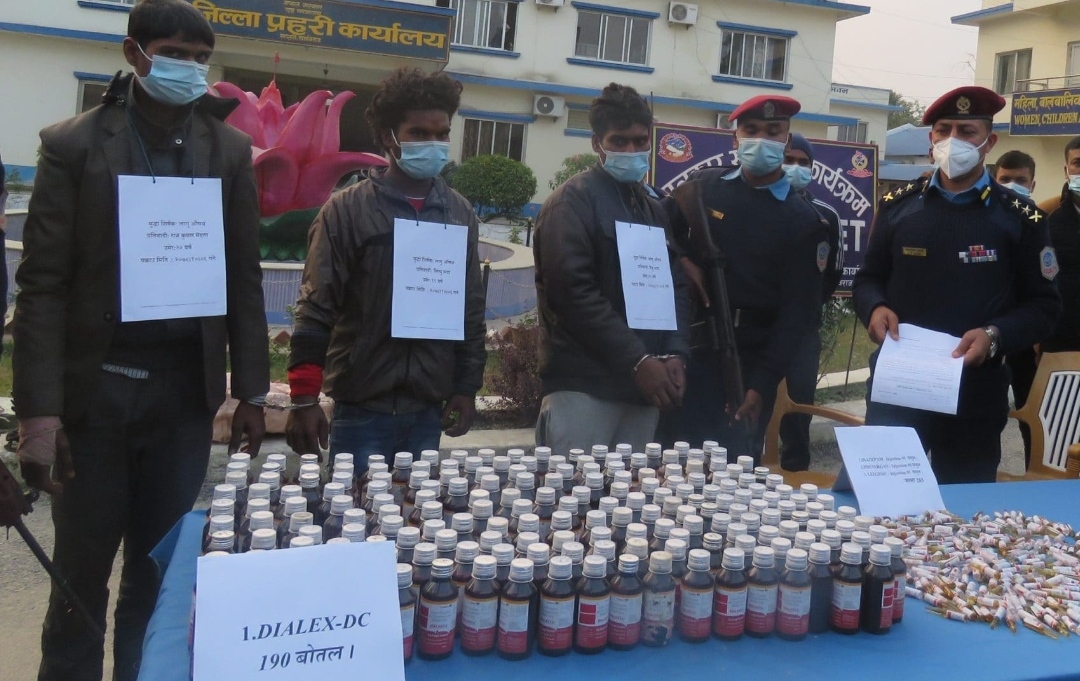 मधेस : यतिधेरै लागुऔषध सहित ३ जना पक्राउ