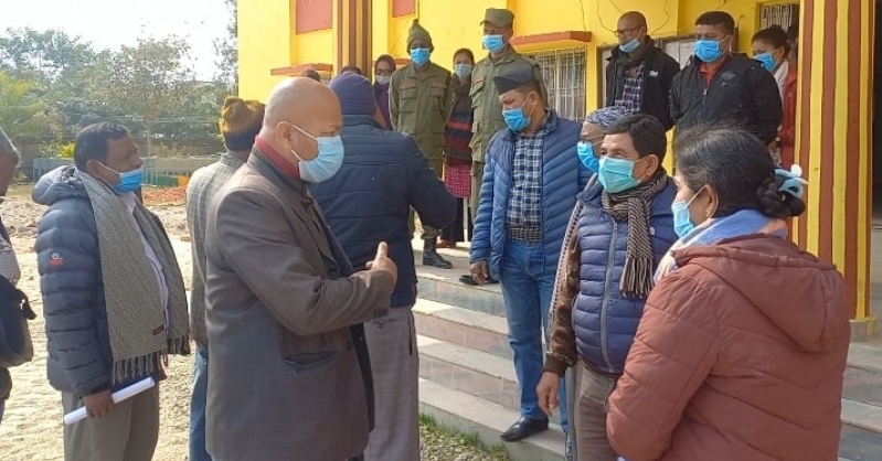 लहानका शिक्षकहरु सुरु गरे आन्दोलन, तलव नपाएको गुनासो