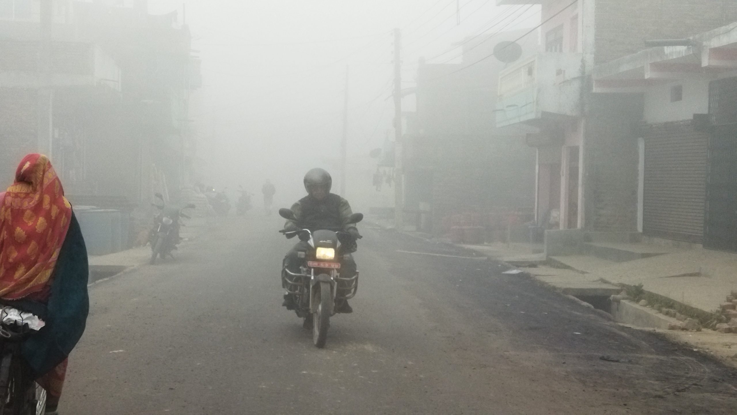 आजको मौसम : २४ घण्टाका लागि चेतावनी- सतर्कता अपनाऔं