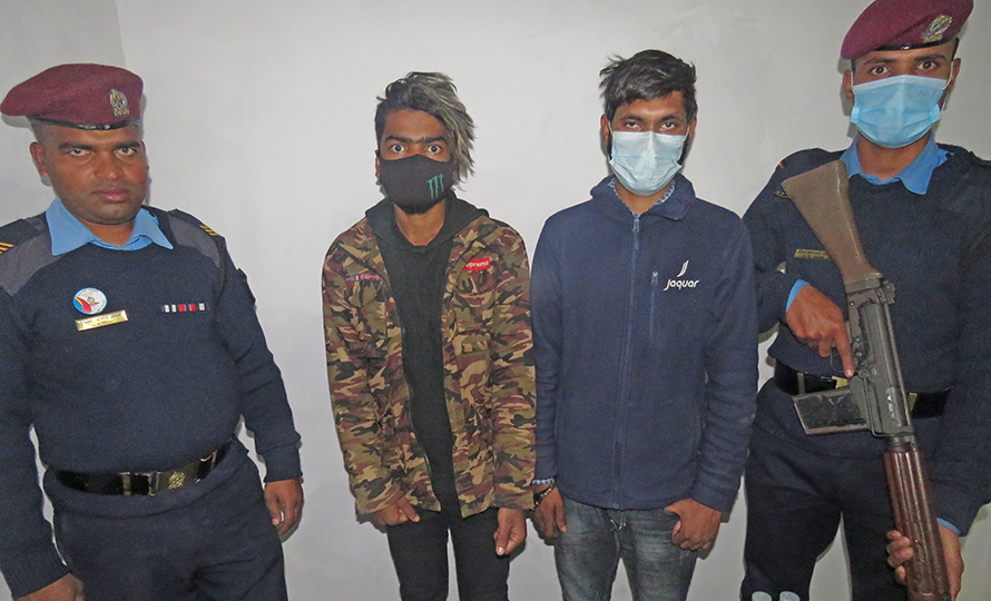 सप्तरी र महोत्तरीबाट लागूऔषधसहित तीन जना पक्राउ