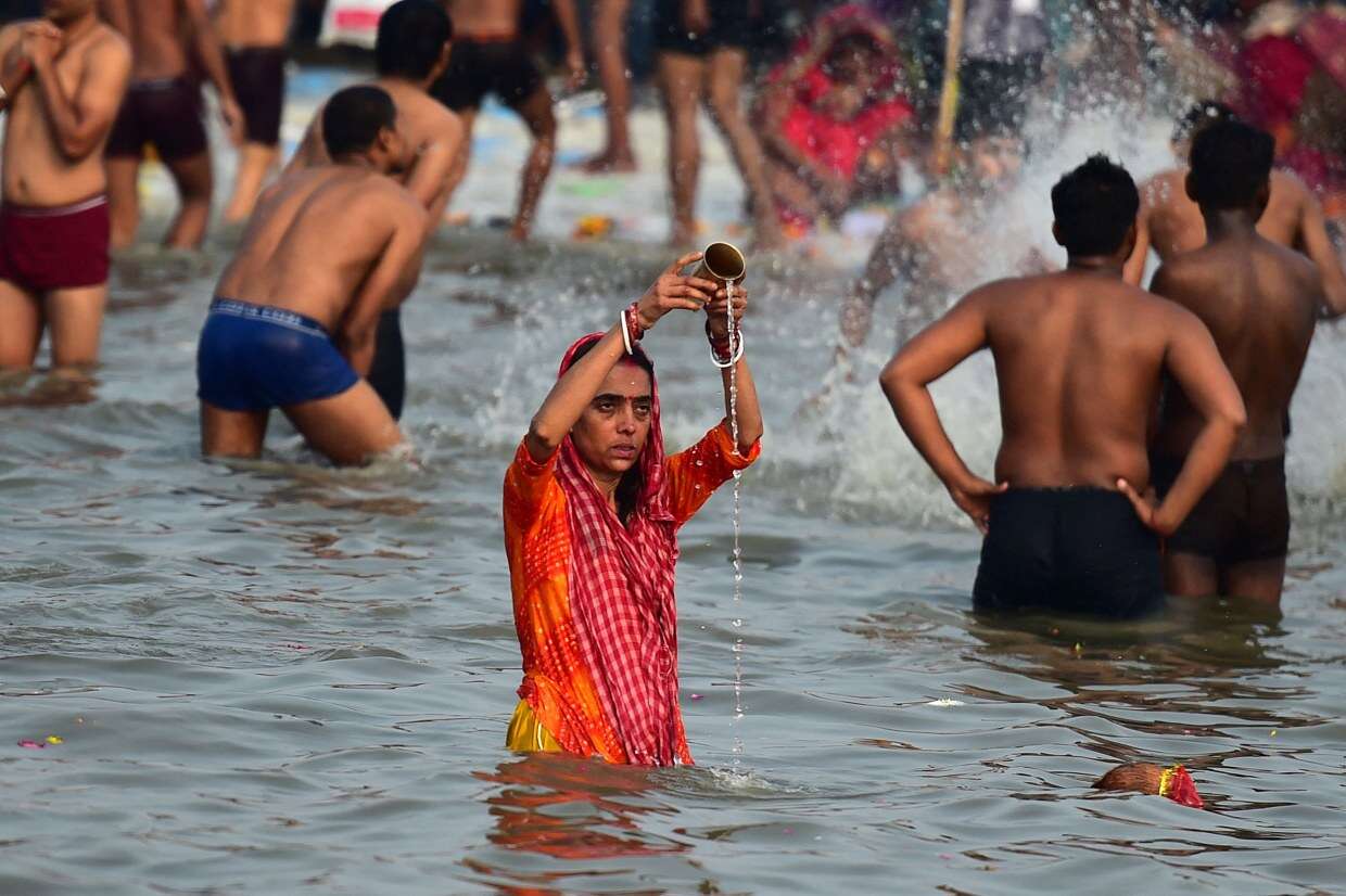 Thousands take holy dip in India’s Ganges River amid Covid surge
