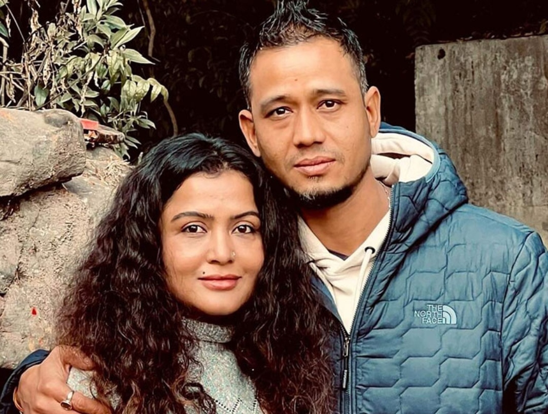 रेखा थापाले गरिन् दोस्रो विहे, को हुन् बेहुला ? हेर्नुस्