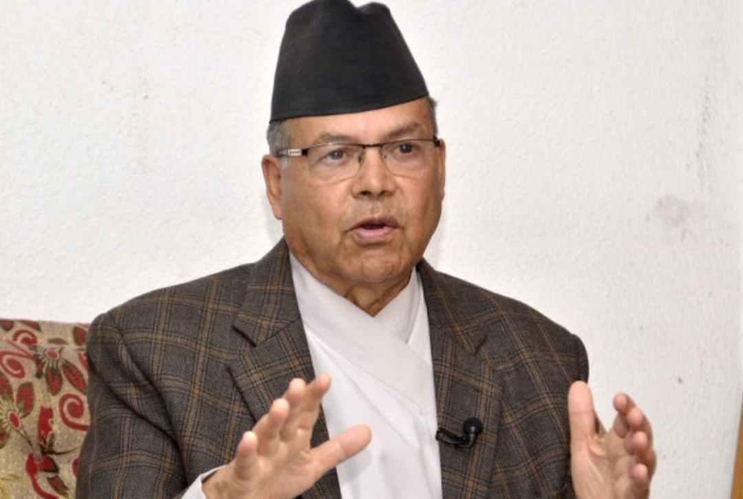 संविधान मिचेर जबरजस्ती एमसीसी टेबल गरियो : झलनाथ खनाल