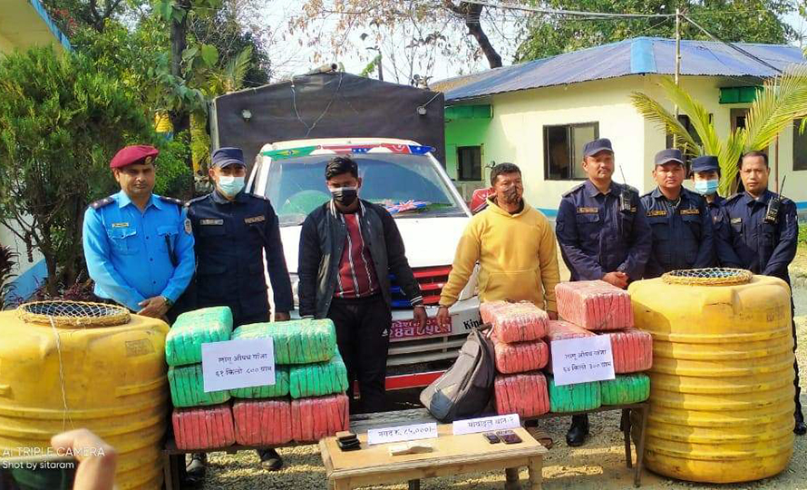 मधेस : माछा बोक्ने गाडीमा गाँजा ओसारपसार, दुई जना पक्राउ