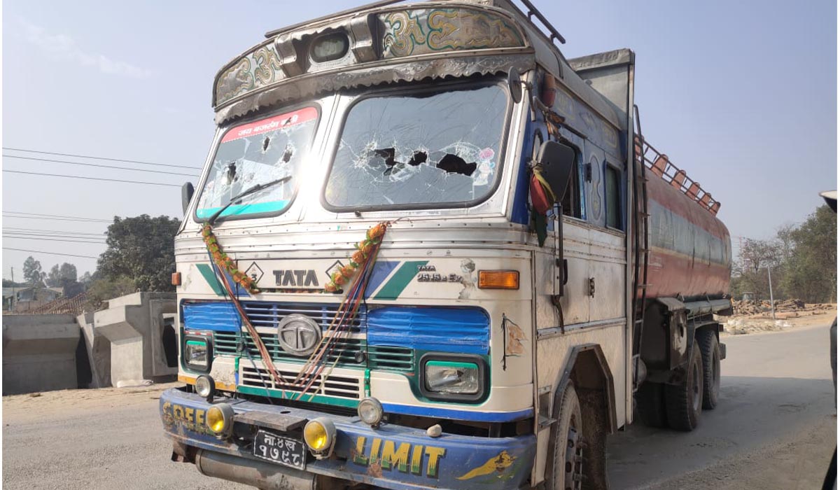 सिरहामा जनमत पार्टीका १३ कार्यकर्ता पक्राउ