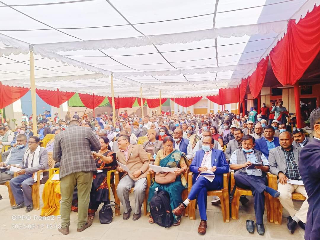 जसपा बैठकः भट्टराईको राजनीतिक प्रतिवेदनमाथि ८ समूह बनाएर छलफल