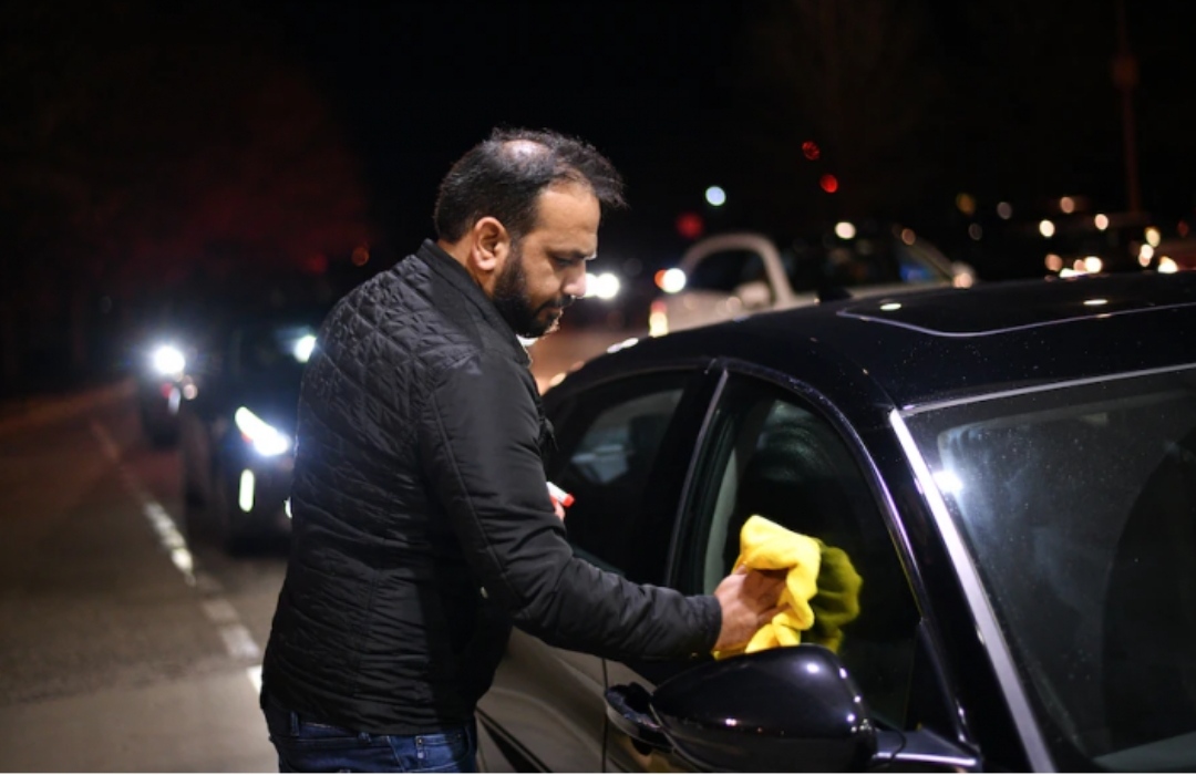 अमेरिकामा ट्याक्सी चलाउदै अफगानिस्तानका पूर्वअर्थमन्त्री