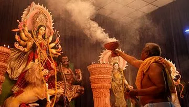 आज शुक्रबार : सफलता पाउन देवी दुर्गाको पूजा गर्नुहोस्