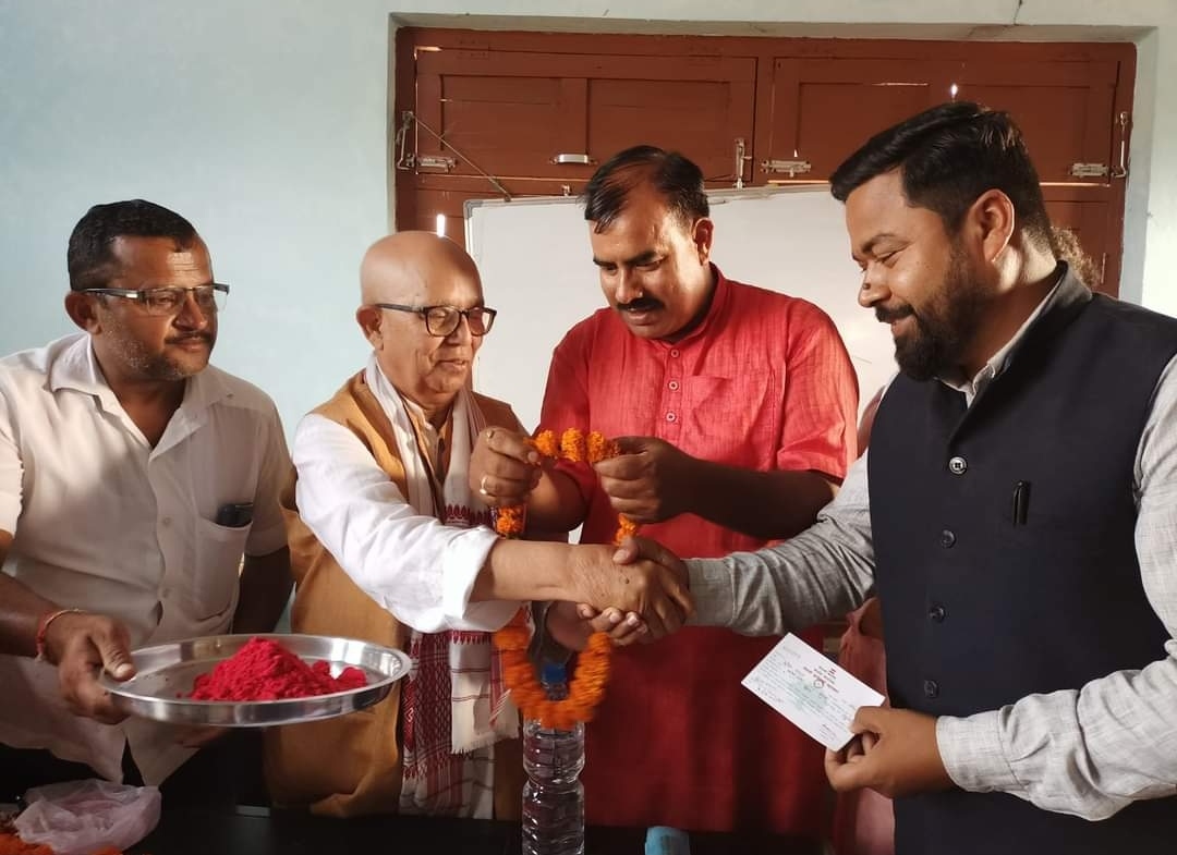 पत्रकार यादव जसपा परित्याग गरी काँग्रेसमा प्रवेश