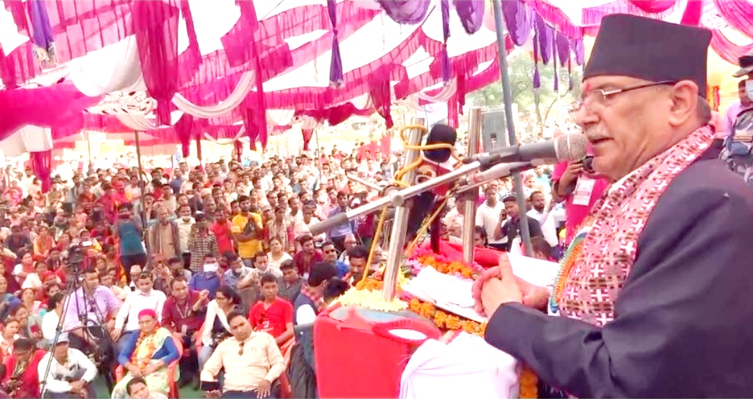 रेशम चौधरीलाई मैले किन भेट्न नहुने ? भोलि नै सिरियस कुरा गर्दैछु : प्रचण्ड