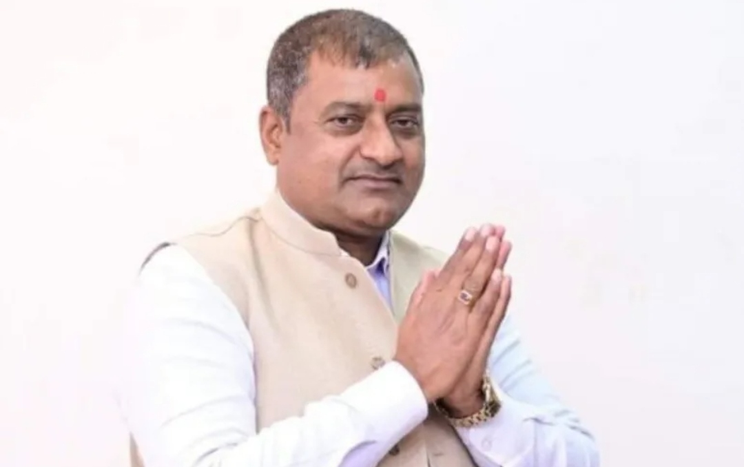 धनुषा कांग्रेस सभापति नै मेयरको रेसबाट आउट, सिफारिसमै परेनन्