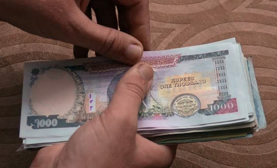 नयाँ बजेटमा सरकारी कर्मचारीको तलब कति बढ्छ ? हेर्नुस् डिटेल