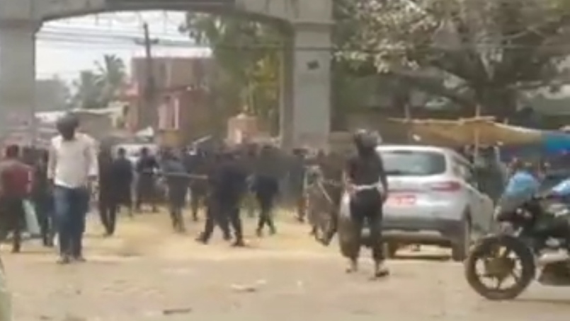 BREAKING : सिरहामा माओवादी र कांग्रेस कार्यकर्ताबीच झडप