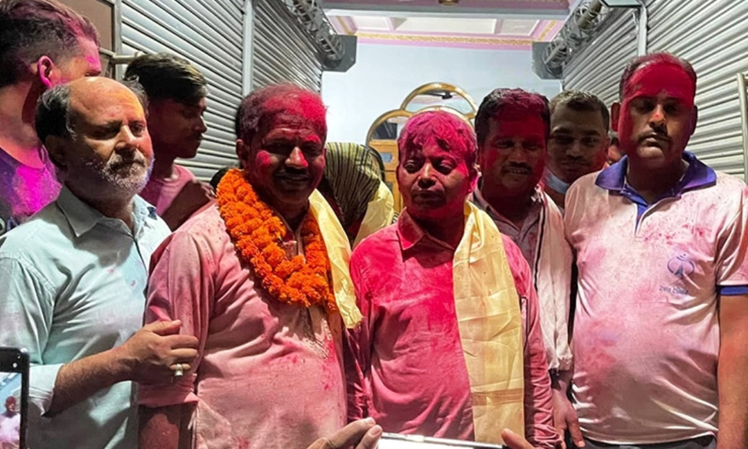 लहानमा एमालेको गढ भत्किदै, कांग्रेसका वडाध्यक्षहरु धमाधम विजयी