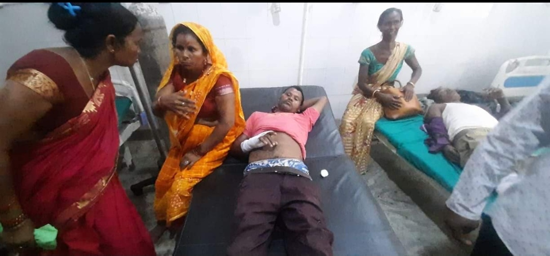 विजयी जुलुस निकालेको ट्याक्टर पल्टियो, १३ जना घाईते, २ गम्भीर