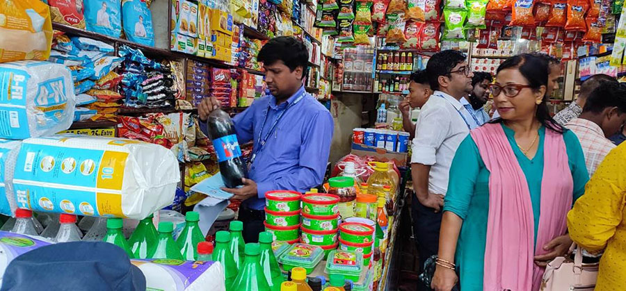 लहान र राजविराजमा बजार अनुगमन : ११ पसल परे कारबाहीमा (हेर्नुस् डिटेल)