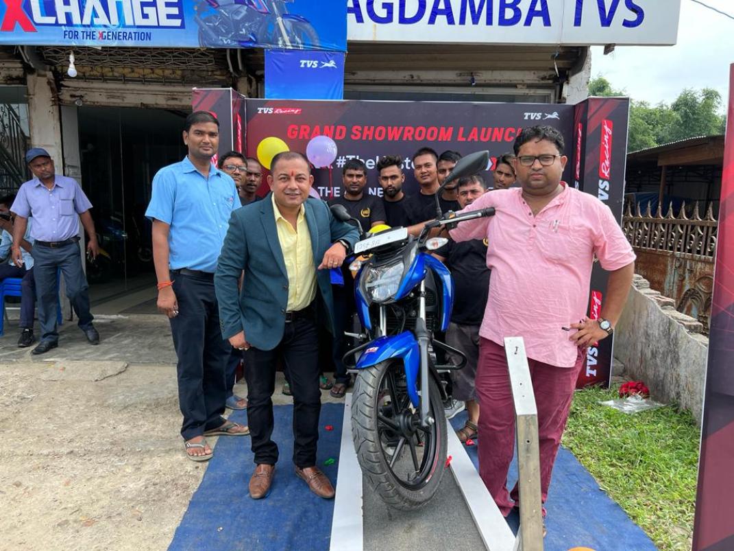 TVS मोटरसाइकलको नयाँ RTR 160 4v FI BSVI लहानमा सार्वजनिक