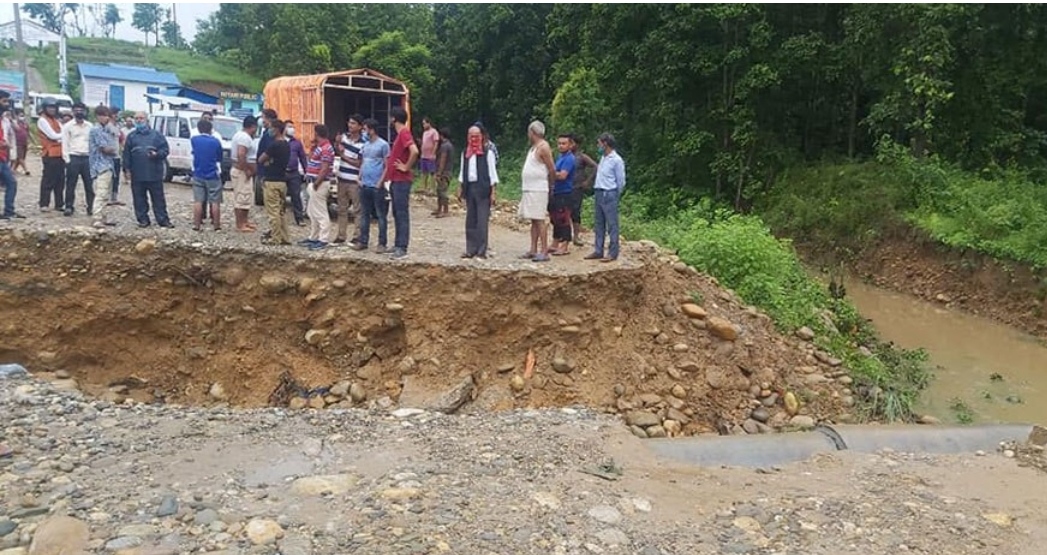 मधेस सहितका ठाउँमा भारी वर्षाको सम्भावना, सडक अबरूद्ध हुनसक्छ, सतर्क रहन अनुरोध