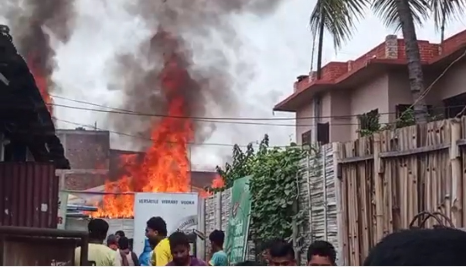 जनकपुरको बाँसबारी रेष्टुरेन्ट एण्ड क्याफेमा भिषण आगलगी