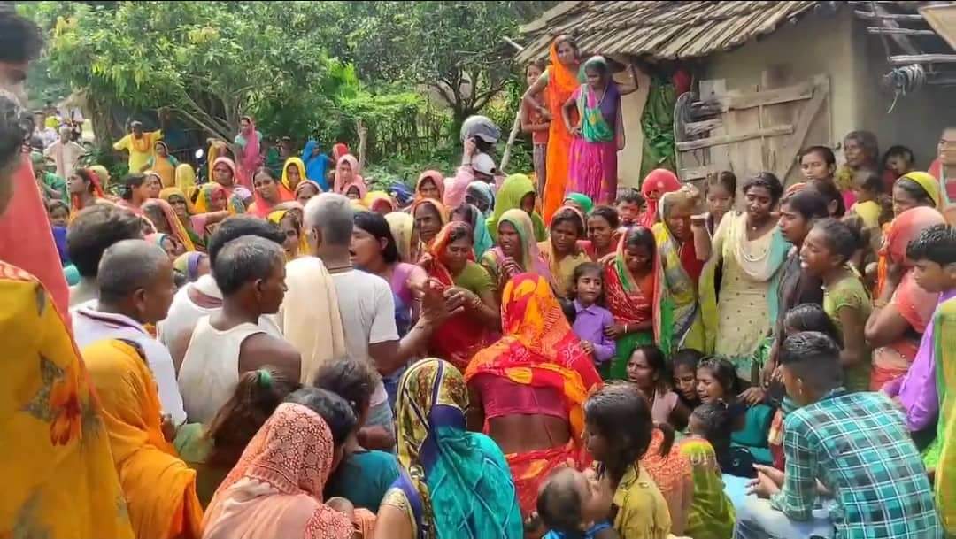 जनकपुर : आँप गाँछीमा चट्याङ लागेर १३ वर्षीया बालिकाको मृत्यू, शोकमा गाउँबासी