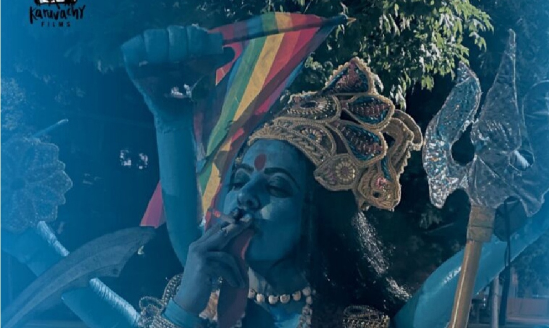 जब ‘काली माता’लाई चुरोट पिएको देखाइयो