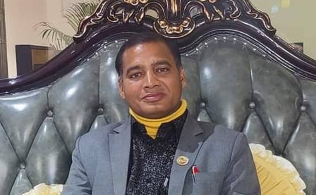 जसपा प्रमुख सचेतकको टिप्पणी- मिश्र दोधारे र नश्लीय चरित्र भएको व्यक्ति हुन