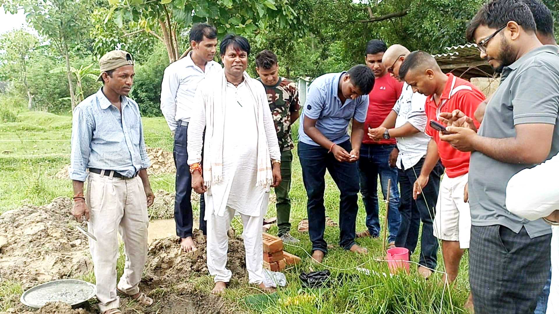 नवराजपुरमा सशस्त्र प्रहरीका लागि भवन निर्माण सुरु, अध्यक्ष यादवले गरे शिलान्यास