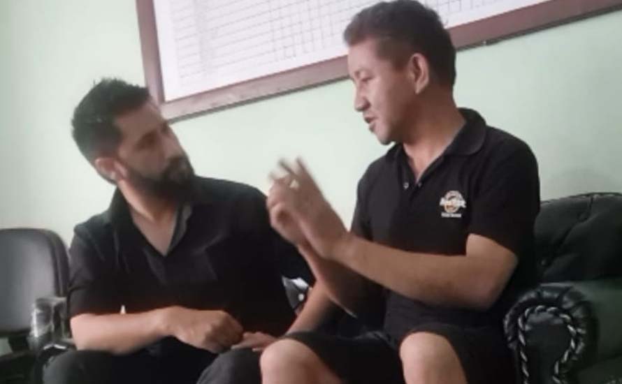 थुनामा रहेका सुरक्षागार्डलाई भेटेर रविले भने- मन्त्रीलाई नियम सिकाएकोमा धन्यवाद