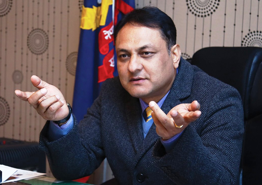 एमालेमा प्रवेशको लहरः आज पूर्वआइजीपी खनाल पनि प्रवेश गर्दै