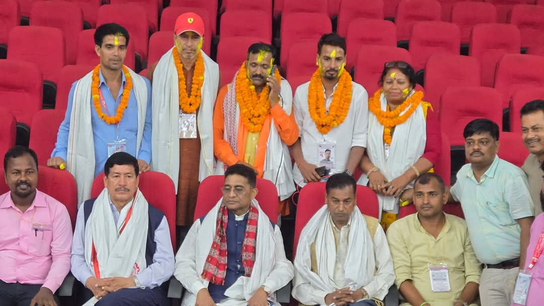 एमाले धनुषामा रघुवीर महासेठ गुटको कब्जा, अध्यक्षमा भोला यादव निर्वाचित