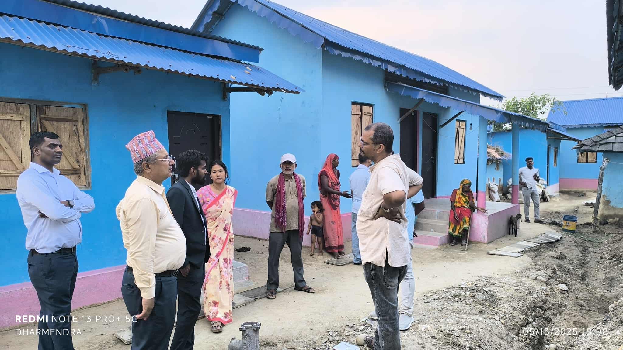पक्की घर पाएपछि खुशीले भावुक भए कर्जन्हाका विपन्न परिवार